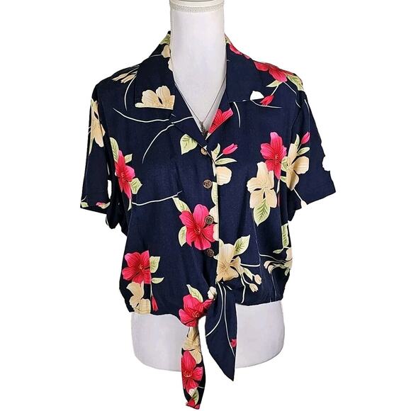 Caribbean Joe ~Woman XL~ Blue Floral Short Sleeves Button Up Tie Crop Top Shirt. - Picture 1 of 9